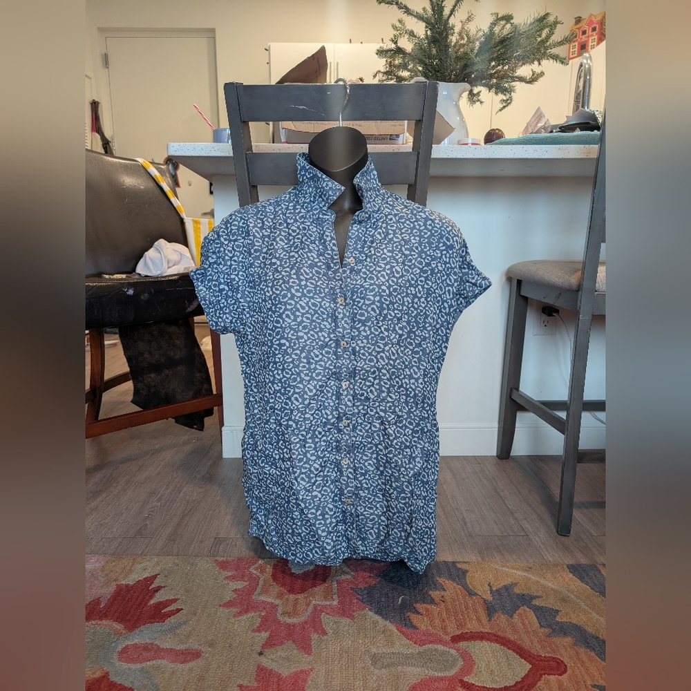 Soft Surroundings Blue Animal.Print Patterned Button-Up‎ Shirt 100% Lyocell Med